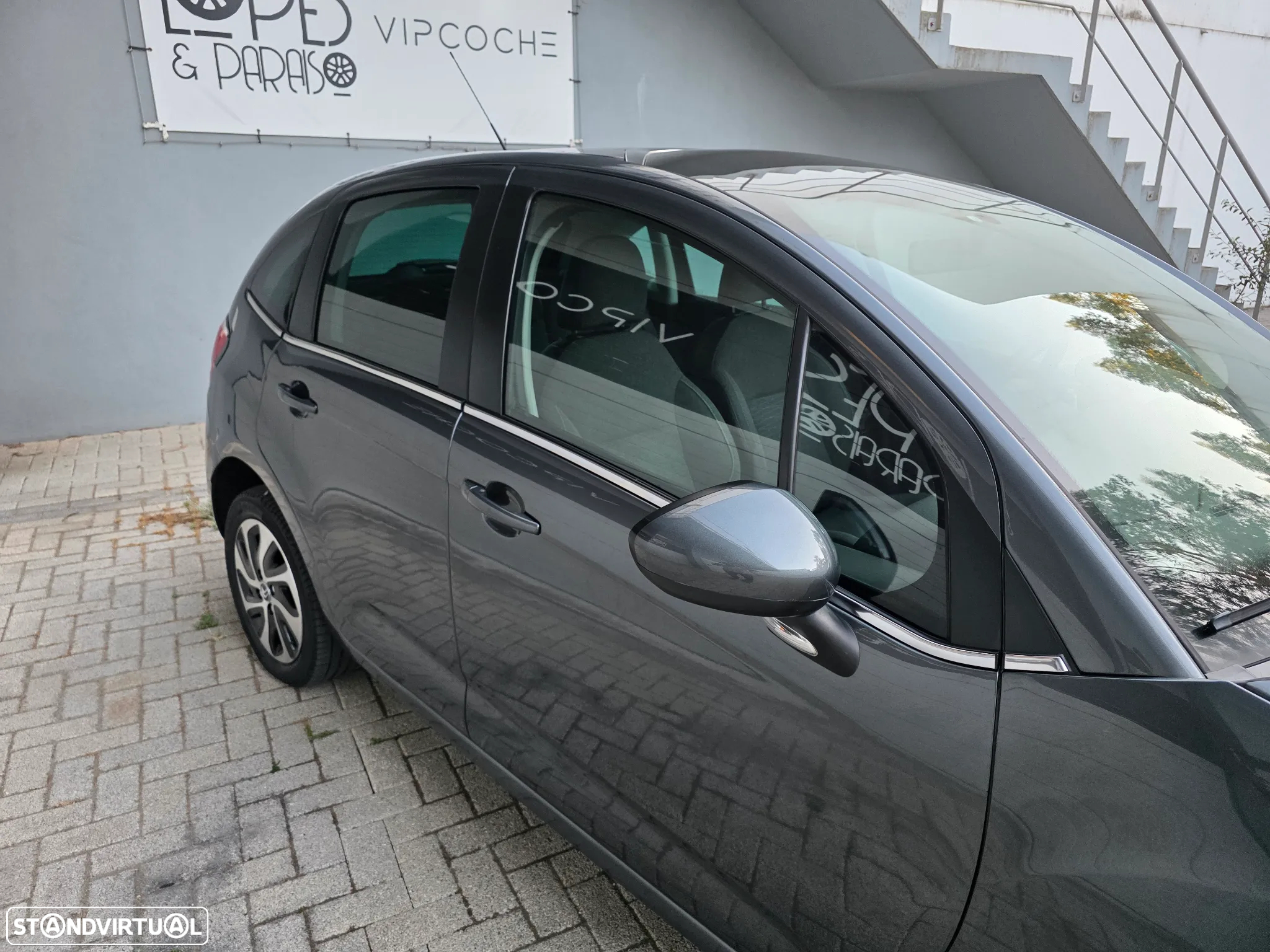 Citroën C3 1.6 BlueHDi Exclusive - 27