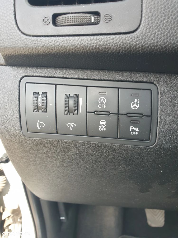 Hyundai ix20 - 13