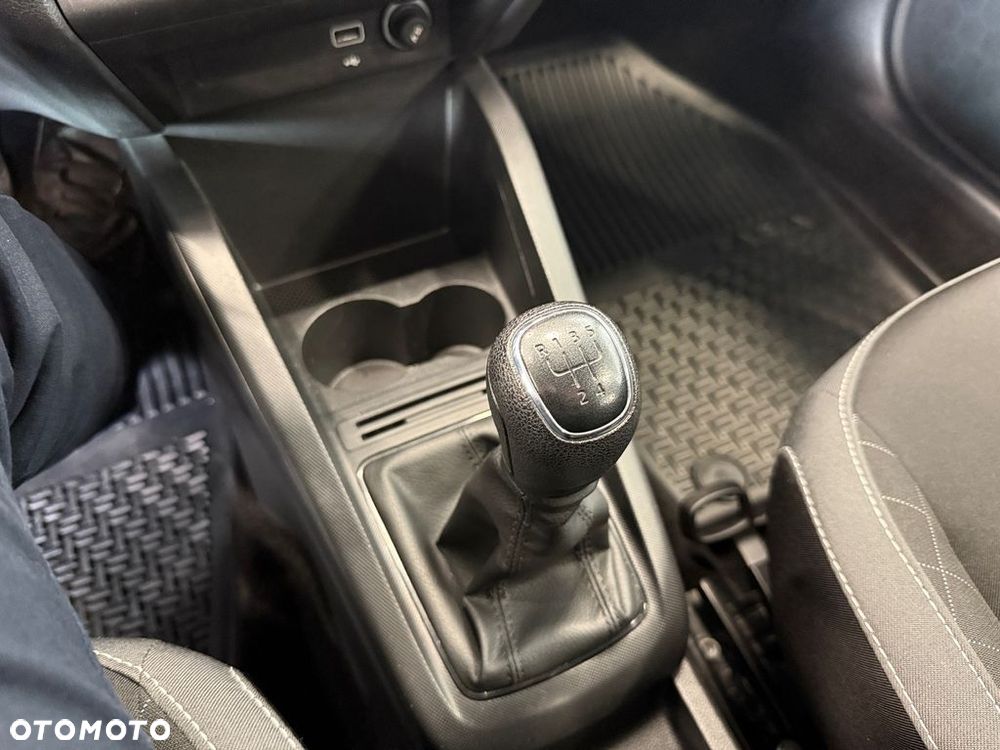 Skoda Fabia 1.0 TSI Ambition - 22