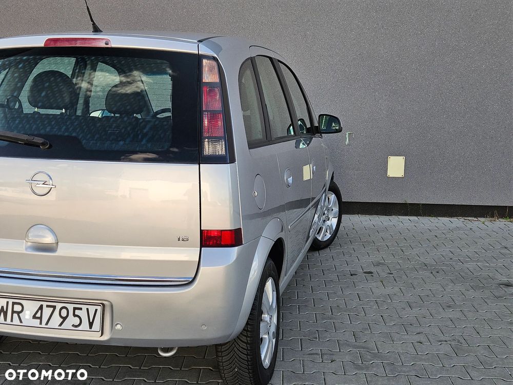 Opel Meriva 1.8 16V Essentia Easytronic - 21