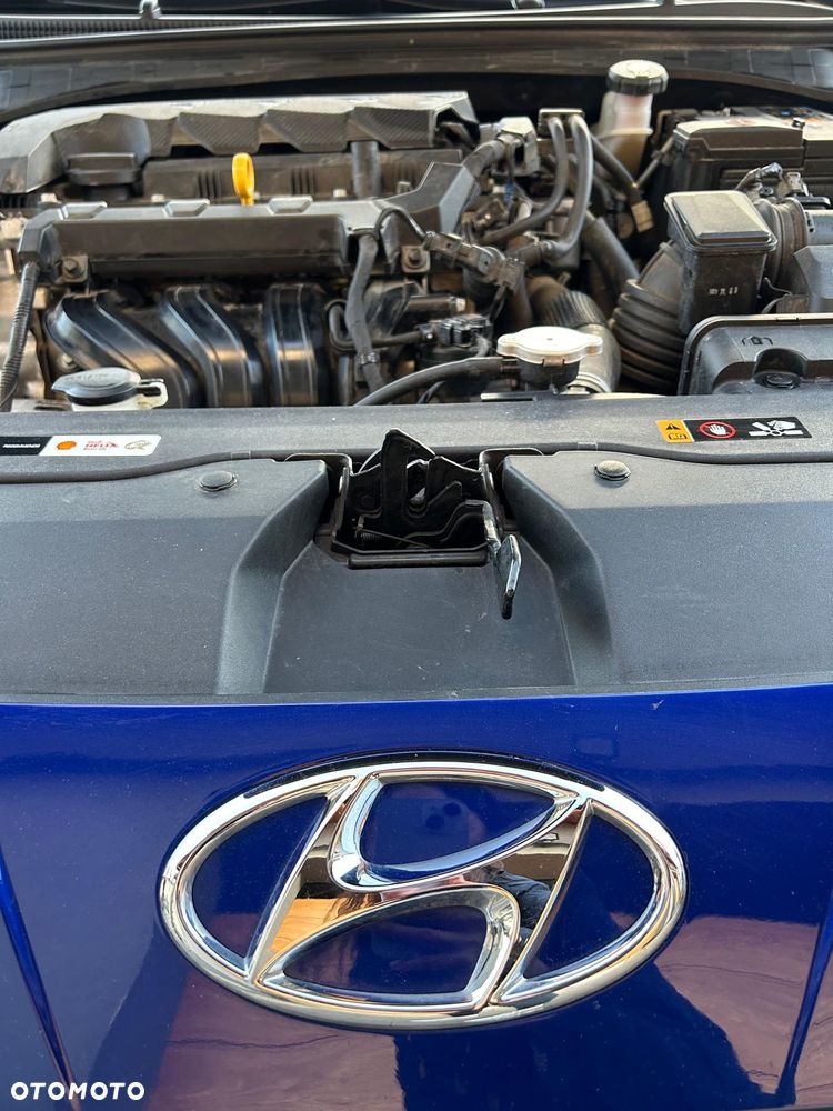 Hyundai Elantra 1.6 Modern - 26