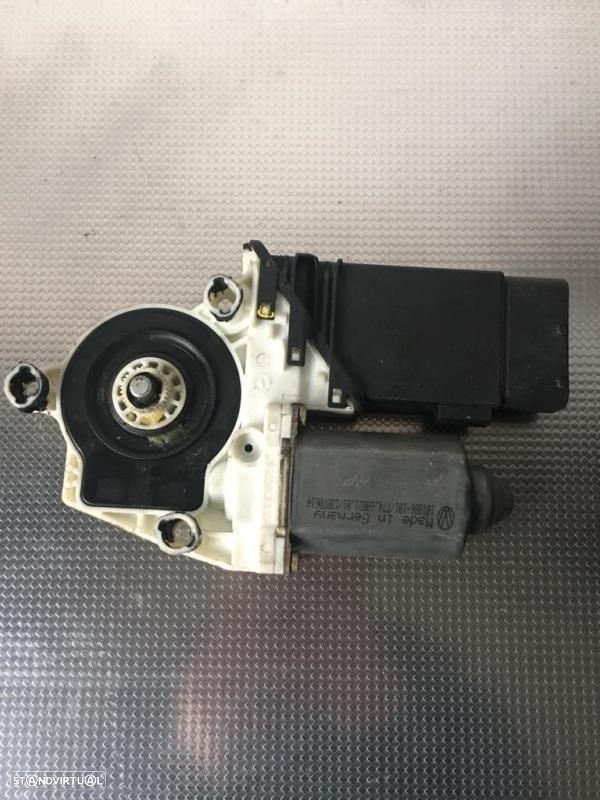 Motor Elevador Porta Frente Dto Volkswagen Golf Iv (1J1) - 4