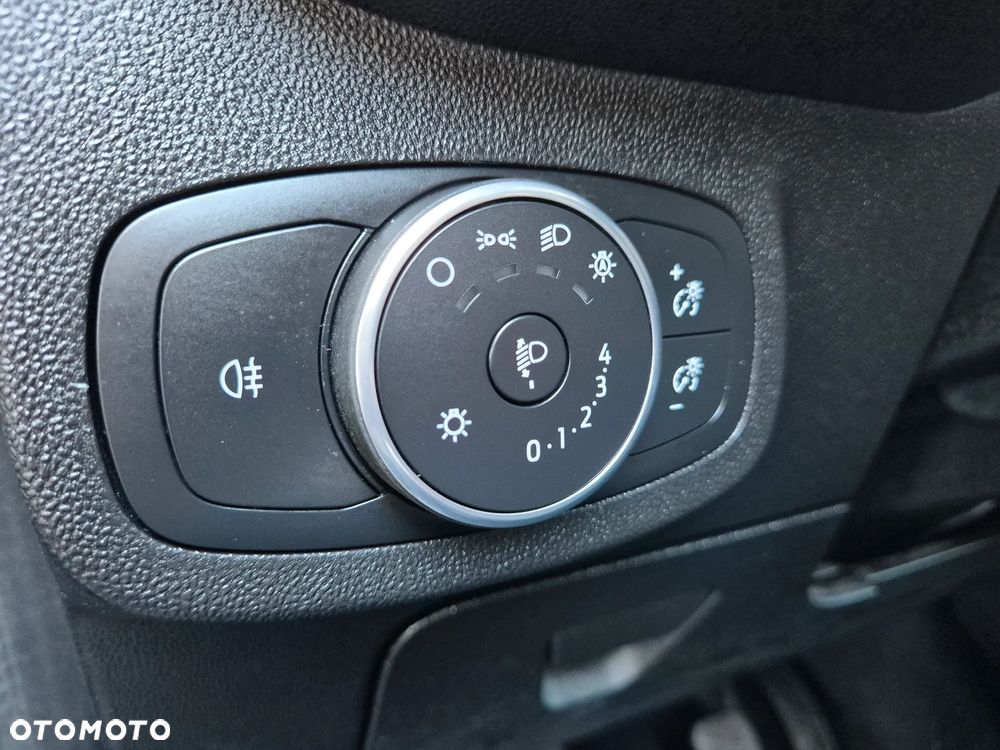 Ford Fiesta 1.1 SYNC Edition - 17