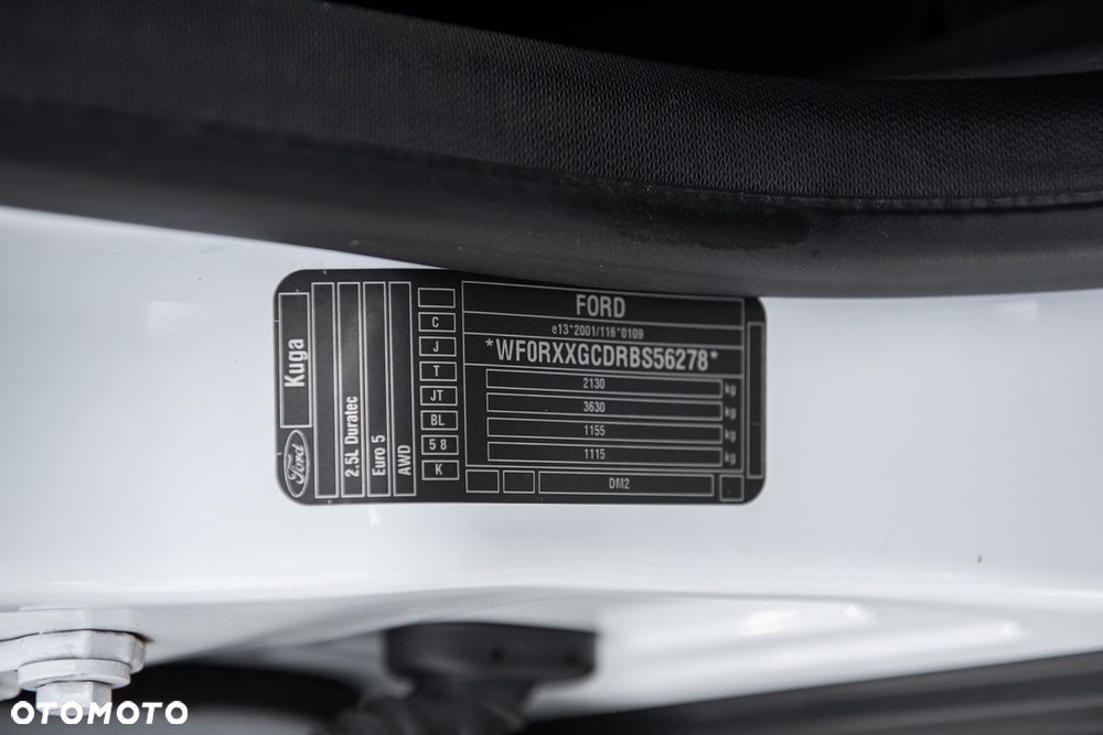 Ford Kuga 2.5 4x4 Champions Edition - 32