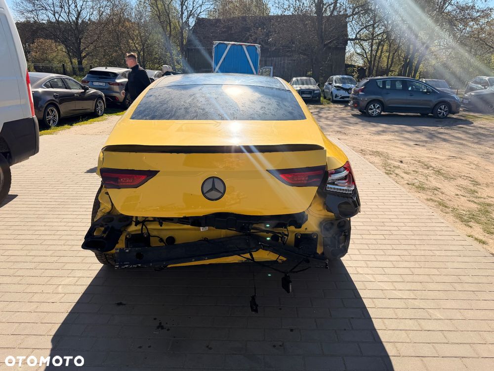 Mercedes-Benz CLA 180 d 7G-DCT AMG Line - 10