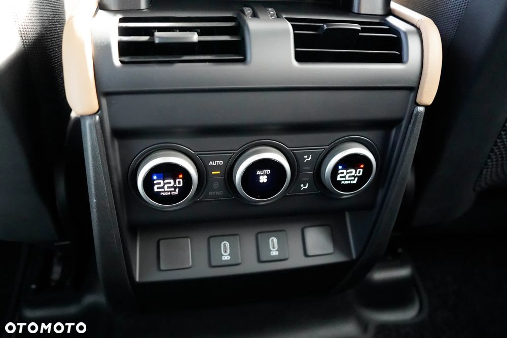 Land Rover Defender 3.0 D350 mHEV Vertex - 38