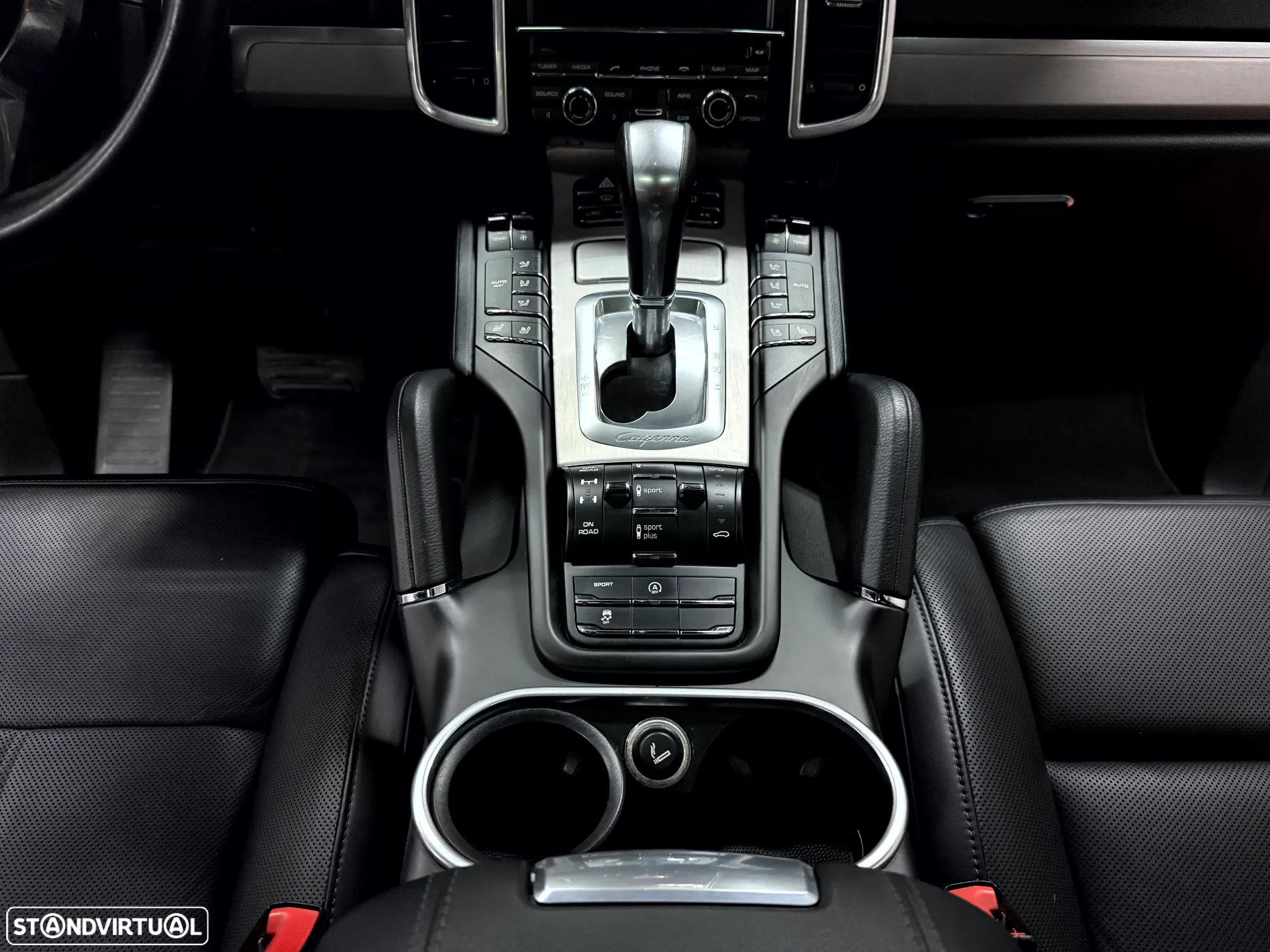 Porsche Cayenne - 28