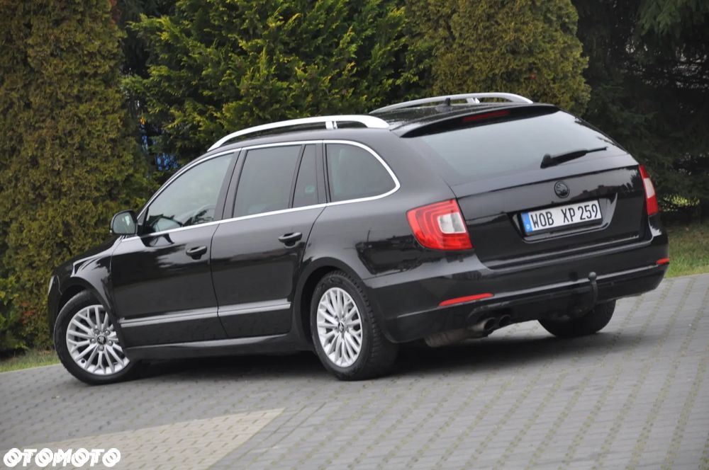 Skoda Superb 2.0 TDI DSG Exclusive - 22