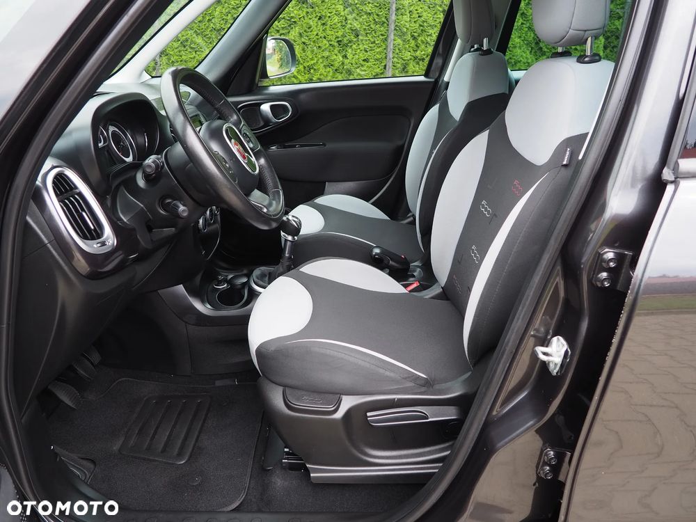 Fiat 500L 1.4 16V Urban Edition - 28