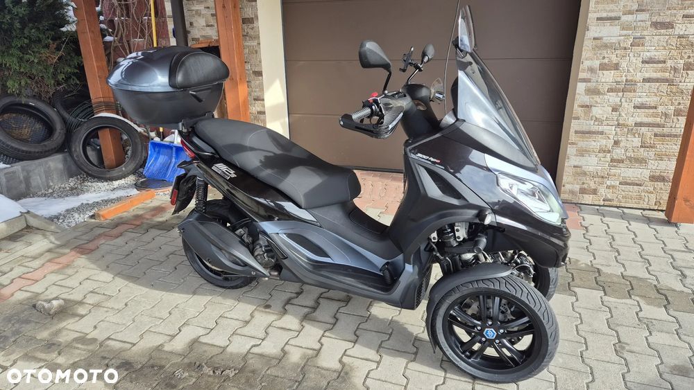 Piaggio MP-3 - 2