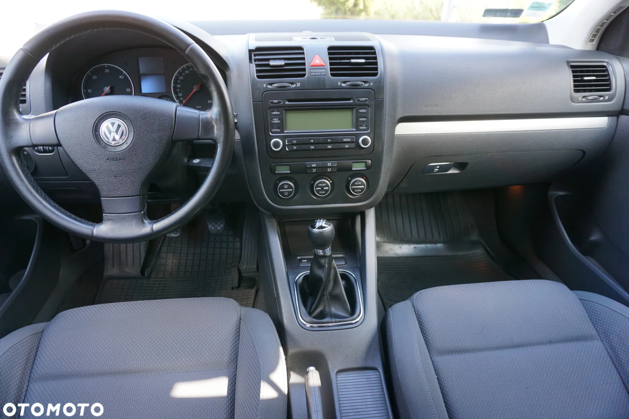 Volkswagen Golf - 12