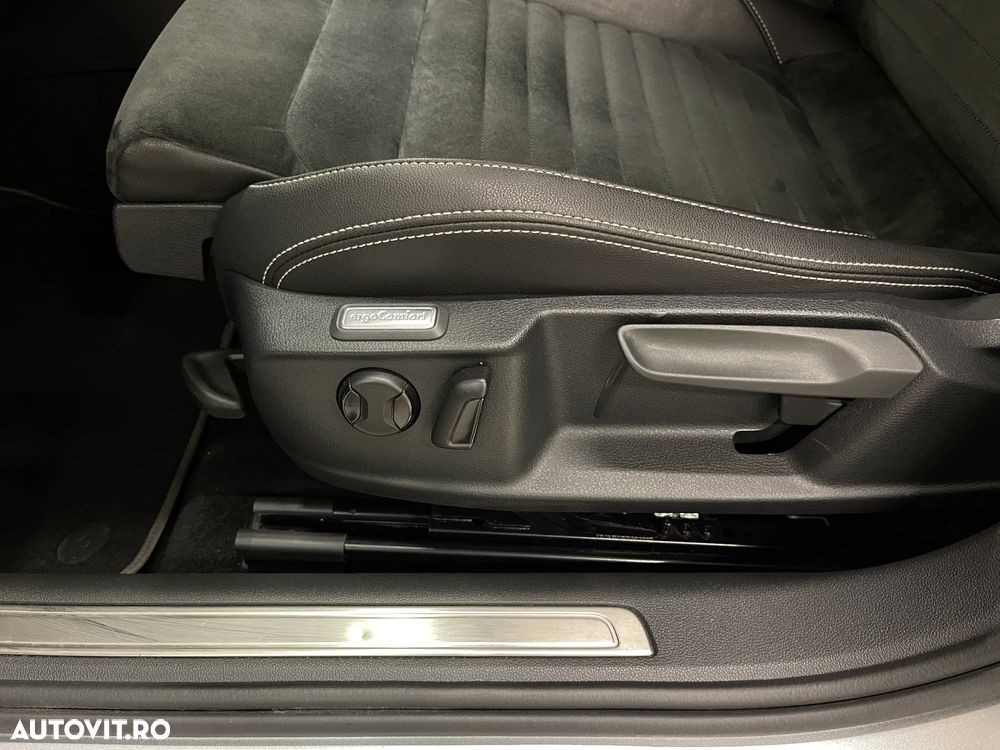 Volkswagen Passat 2.0 TDI DSG Highline - 22