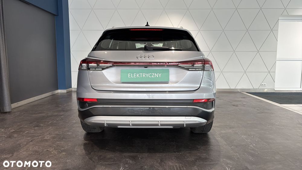 Audi Q4 e-tron - 5