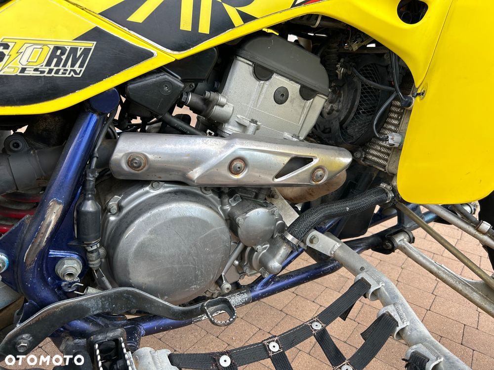 Suzuki Inny - 18