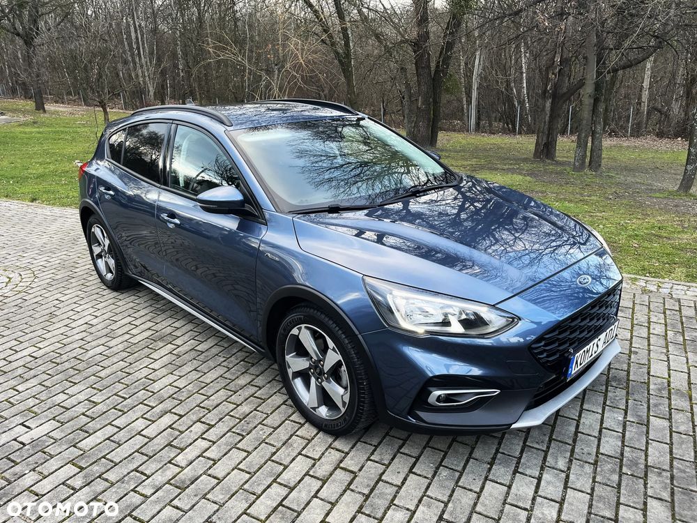 Ford Focus 1.0 EcoBoost Hybrid ACTIVE X - 4