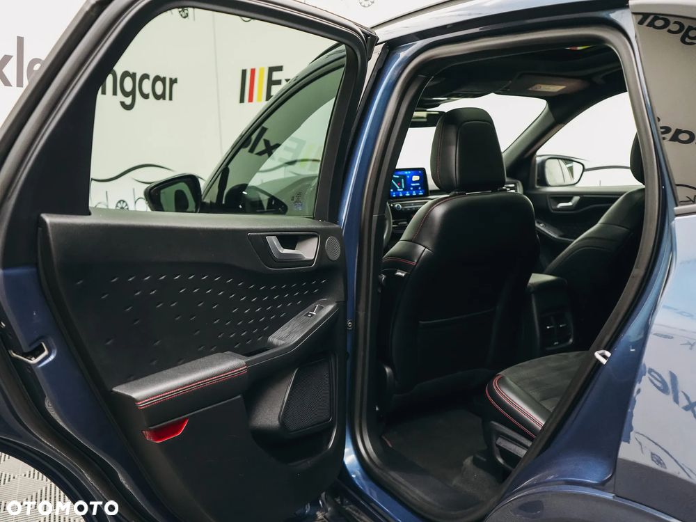 Ford Kuga 2.5P PHEV FWD ST-Line X - 32