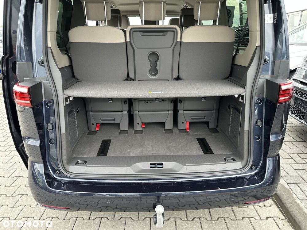Volkswagen Multivan - 18