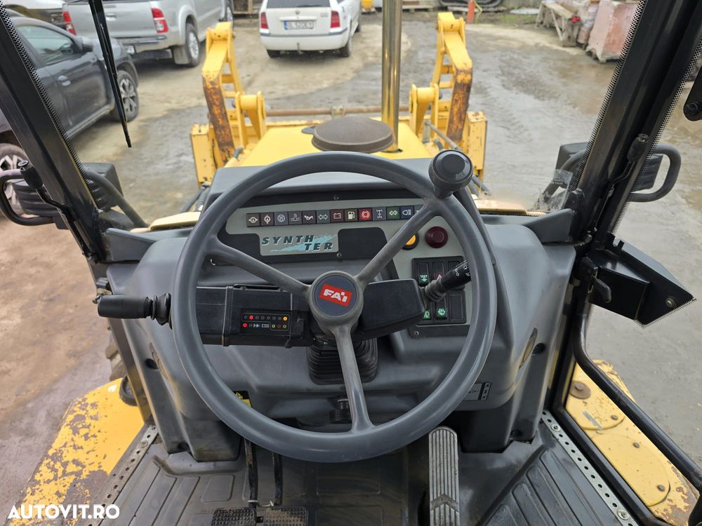 FAI Komatsu 898 - 5