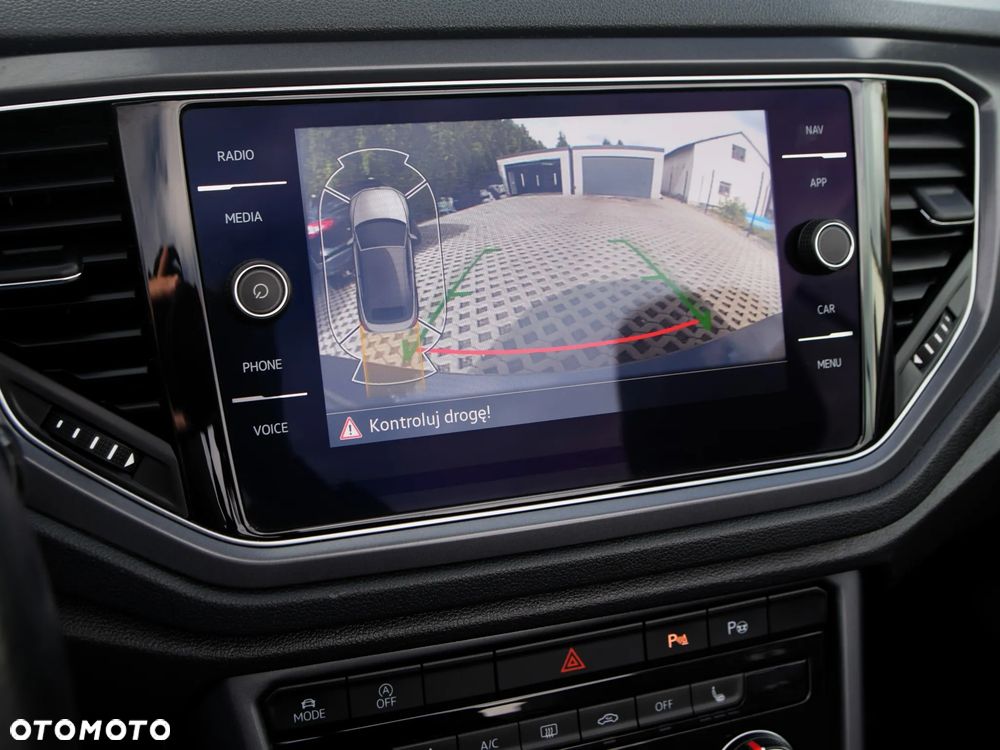 Volkswagen T-Roc 1.5 TSI R-Line DSG - 22