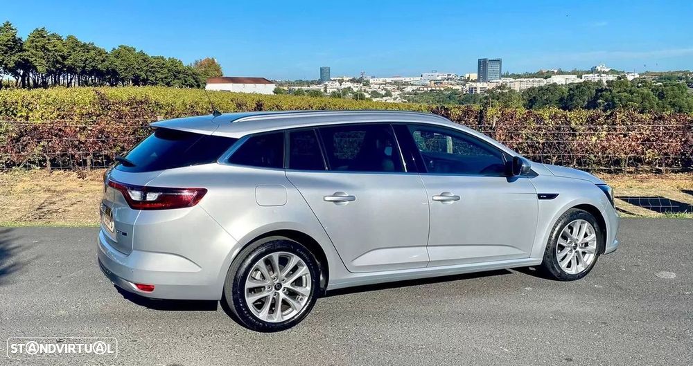 Renault Mégane Sport Tourer 1.5 Blue dCi GT Line - 4