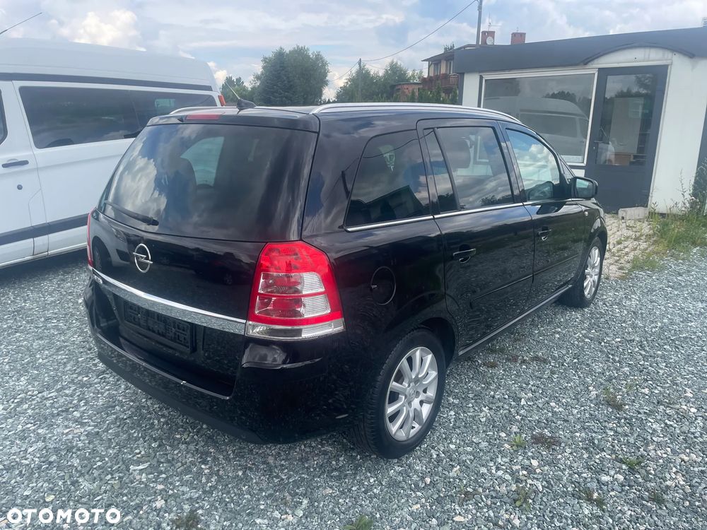 Opel Zafira 1.8 Cosmo Easytronic - 17