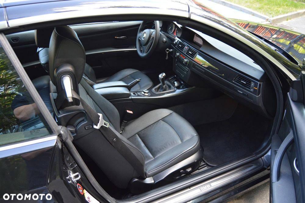 BMW Seria 3 320i Edition Exclusive - 10
