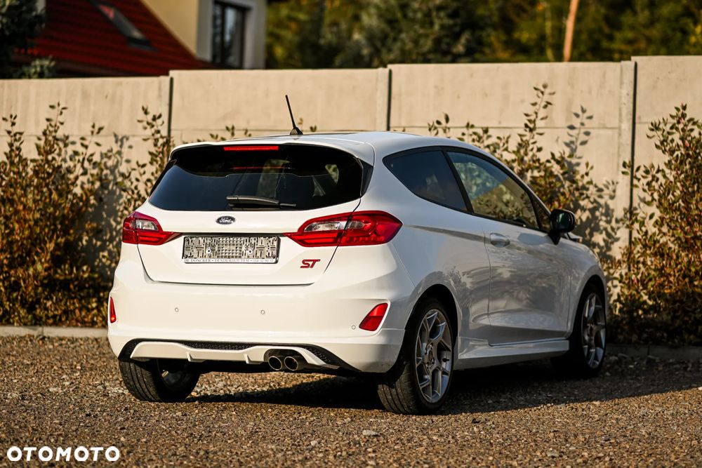 Ford Fiesta 1.5 EcoBoost S&S ST X - 13
