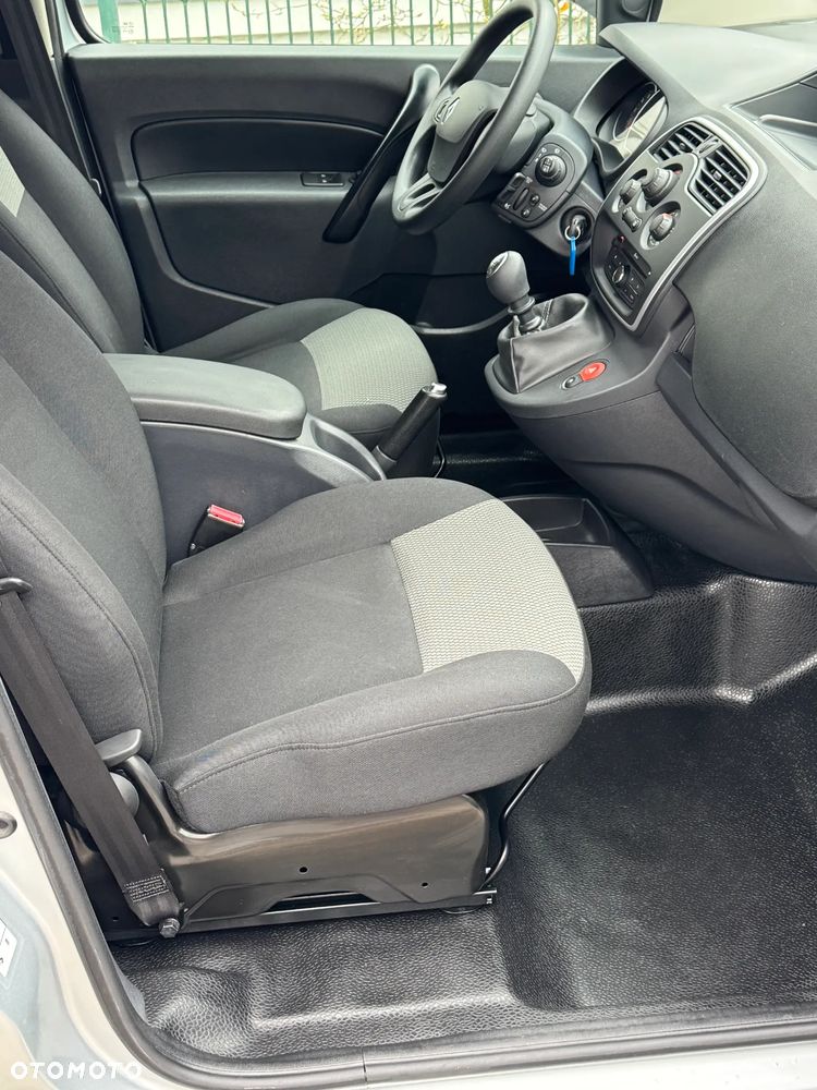 Renault KANGOO - 26