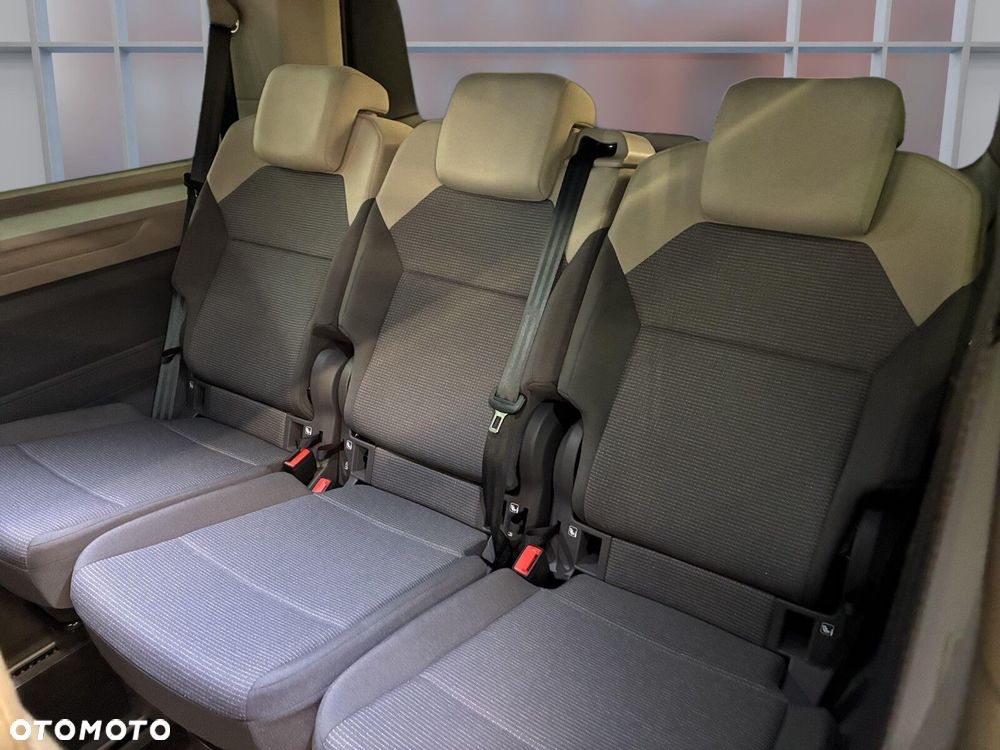 Volkswagen Multivan 2.0 TDI L2 Family DSG - 17