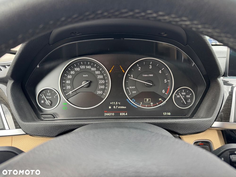 BMW Seria 3 320d Luxury Line - 13
