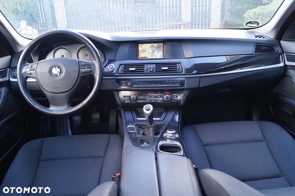 BMW Seria 5 520d Efficient Dynamics Edition - 6
