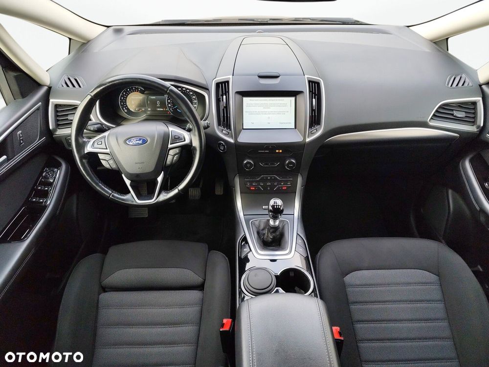 Ford S-Max - 15