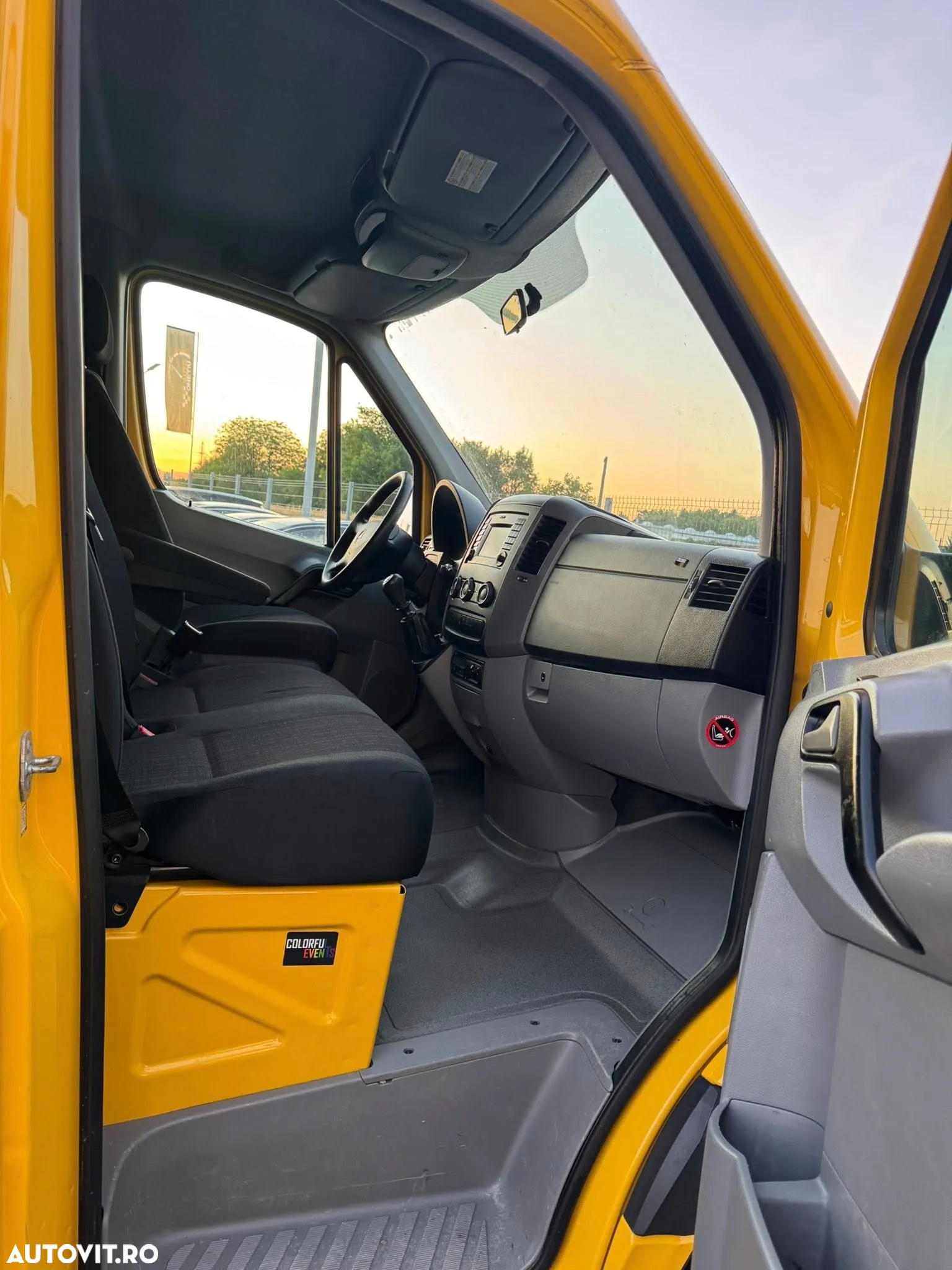 Mercedes-Benz Sprinter - 5