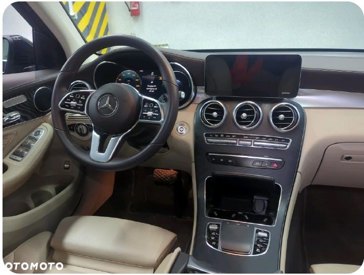 Mercedes-Benz GLC 220 d 4-Matic - 10