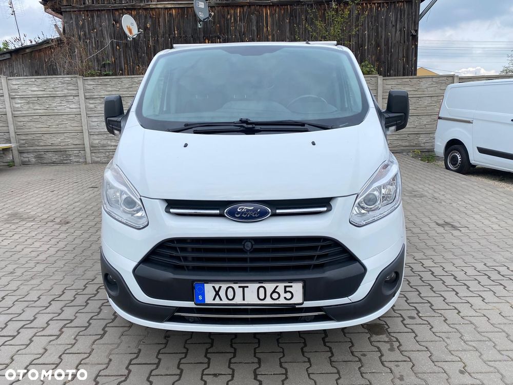 Ford TRANSIT CUSTOM - 2