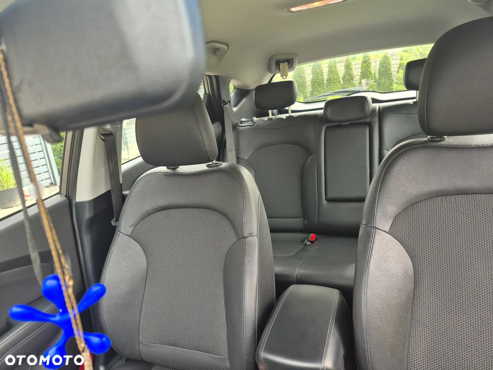 Hyundai ix35 1.6 GDI Comfort 2WD - 19