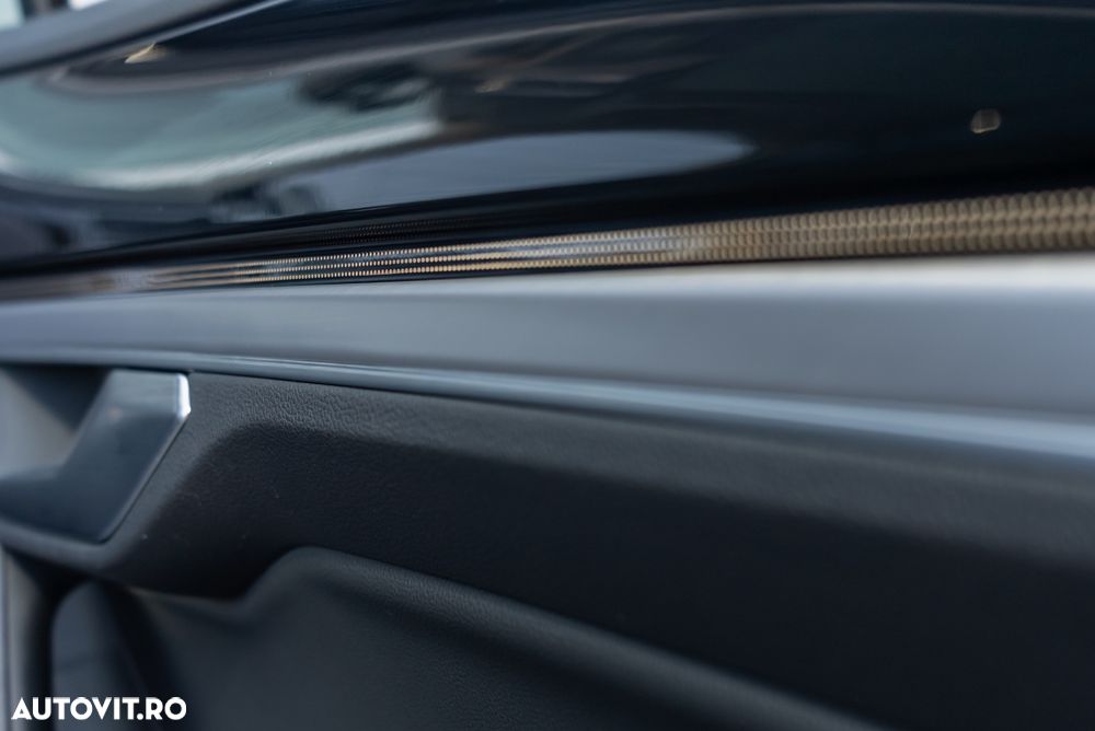 Volkswagen Touareg 3.0 V6 TDI SCR 4Motion Automatik Elegance - 32