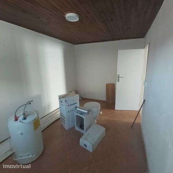 Arrenda-se T2 em Usseira-Óbidos - Grande imagem: 4/6