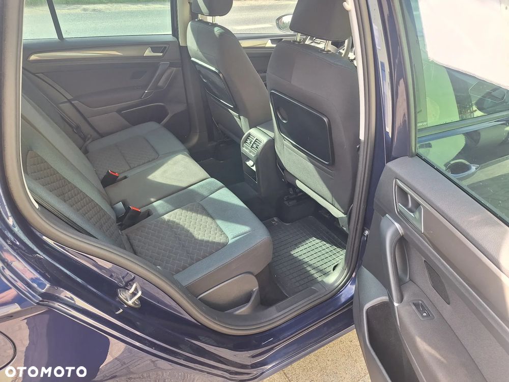 Volkswagen Golf Sportsvan 1.6 TDI SCR DSG IQ.DRIVE - 16