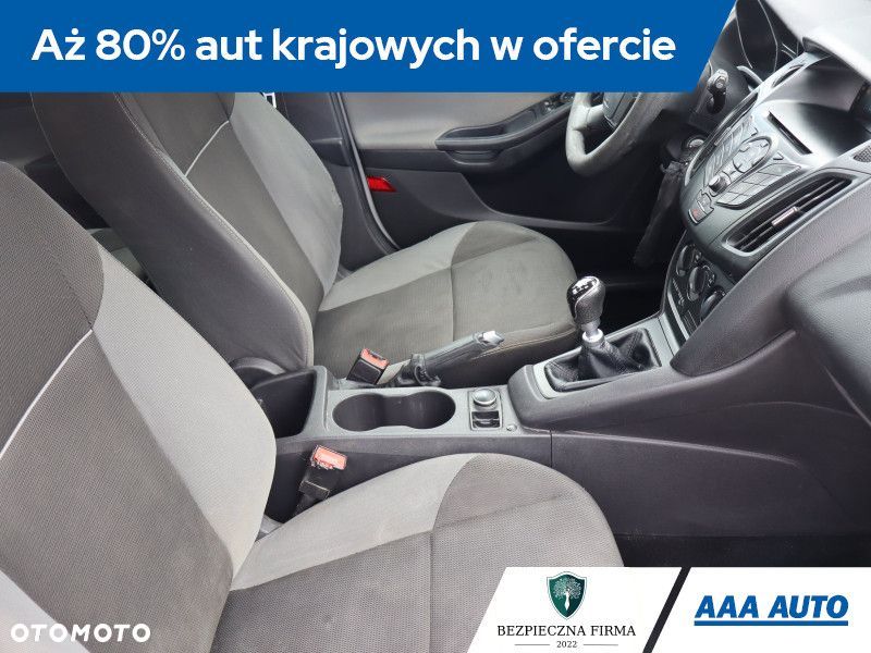 Ford Focus - 11
