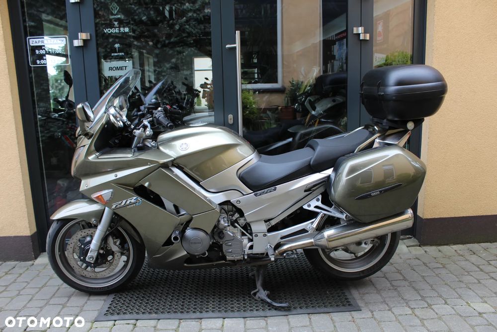 Yamaha FJR - 3