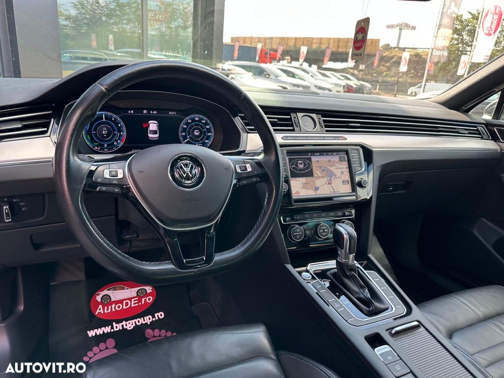 Volkswagen Passat - 5