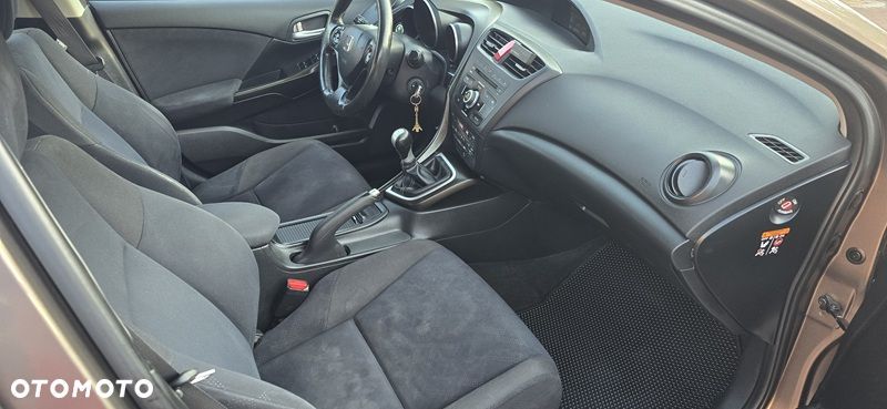 Honda Civic 1.8 Comfort Navi SD - 9