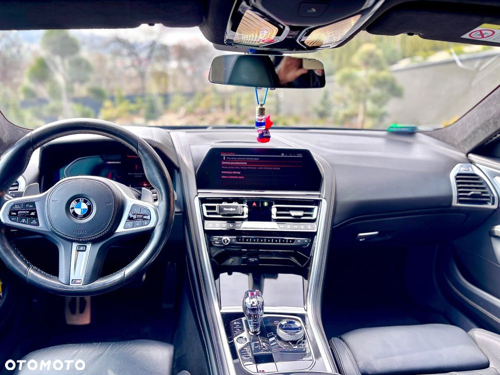 BMW Seria 8 - 9