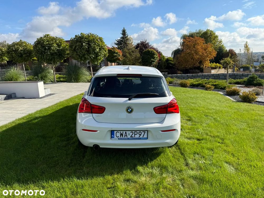 BMW Seria 1 116i - 28
