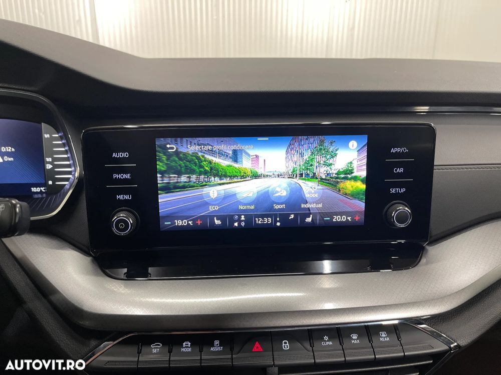 Skoda Octavia 2.0 TDI DSG Ambition - 12