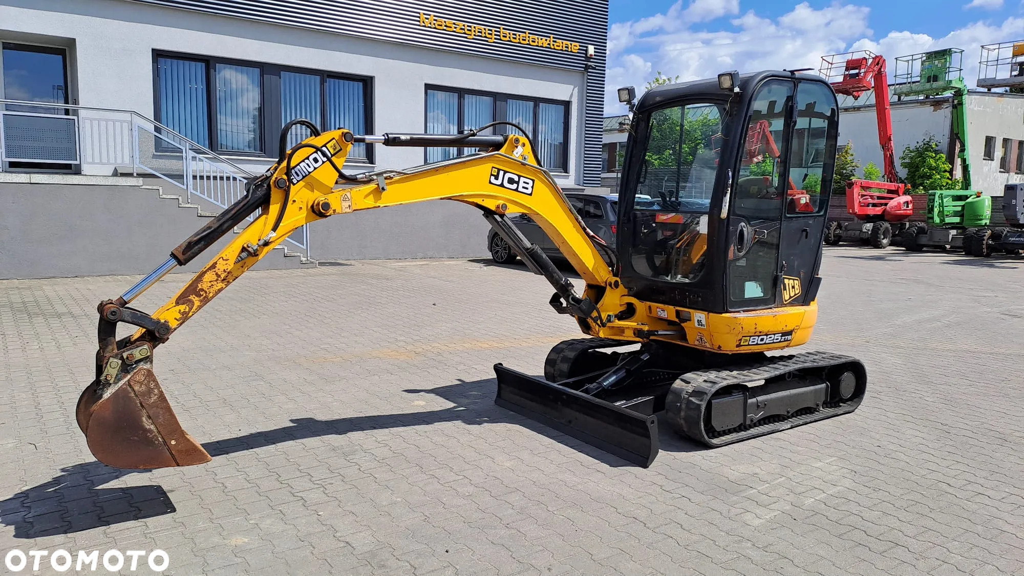 JCB 8025 - 2