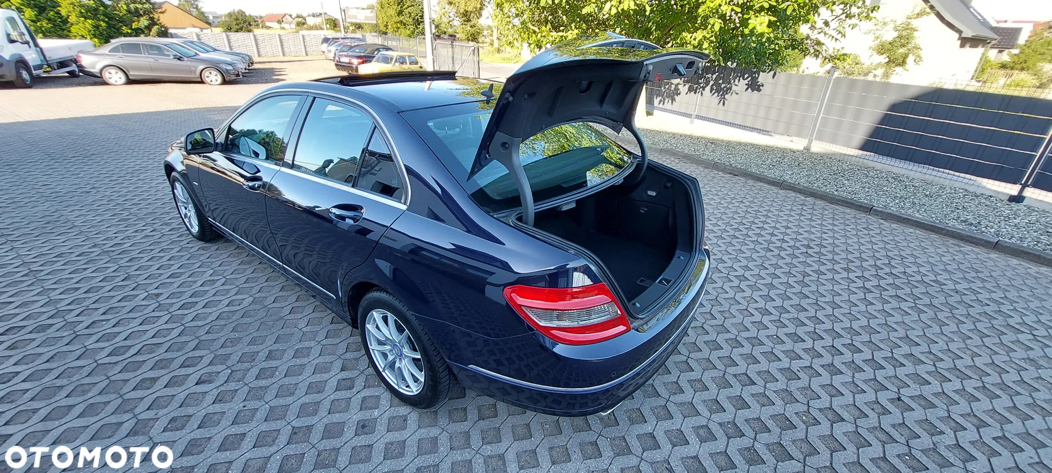 Mercedes-Benz Klasa C - 32