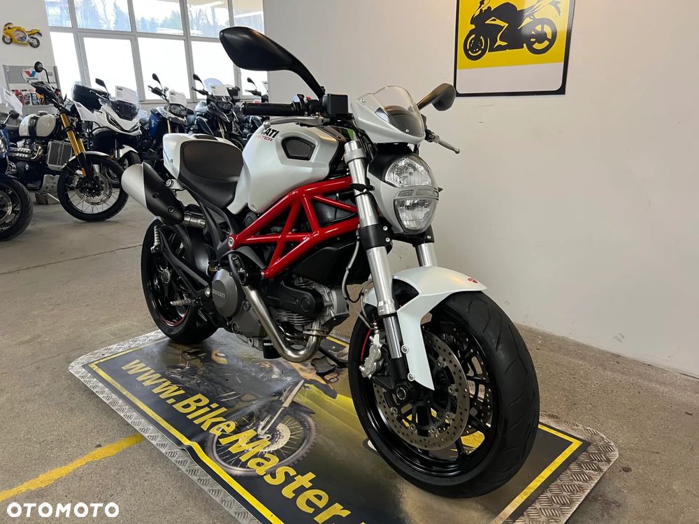 Ducati Monster - 15