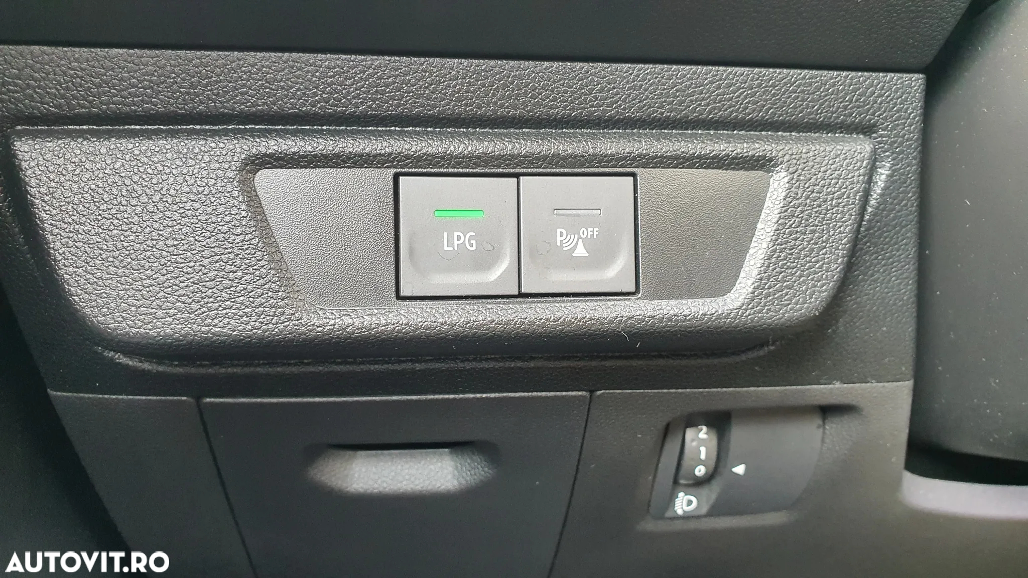 Dacia Sandero Stepway ECO-G 100 MT6 Expression - 13